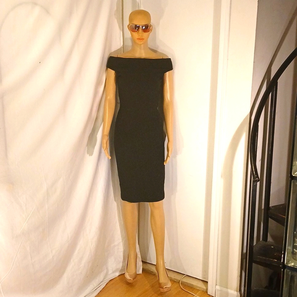 🔥 NWOT Ted Baker Shimmery Black Sleeveless Off Shoulder  Dress.